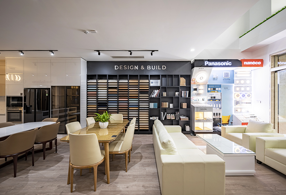 Tầng 1  showroom Duy Phúc